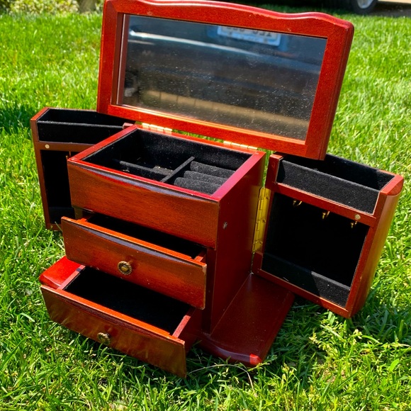Vintage 90s Wooden Jewelry Box